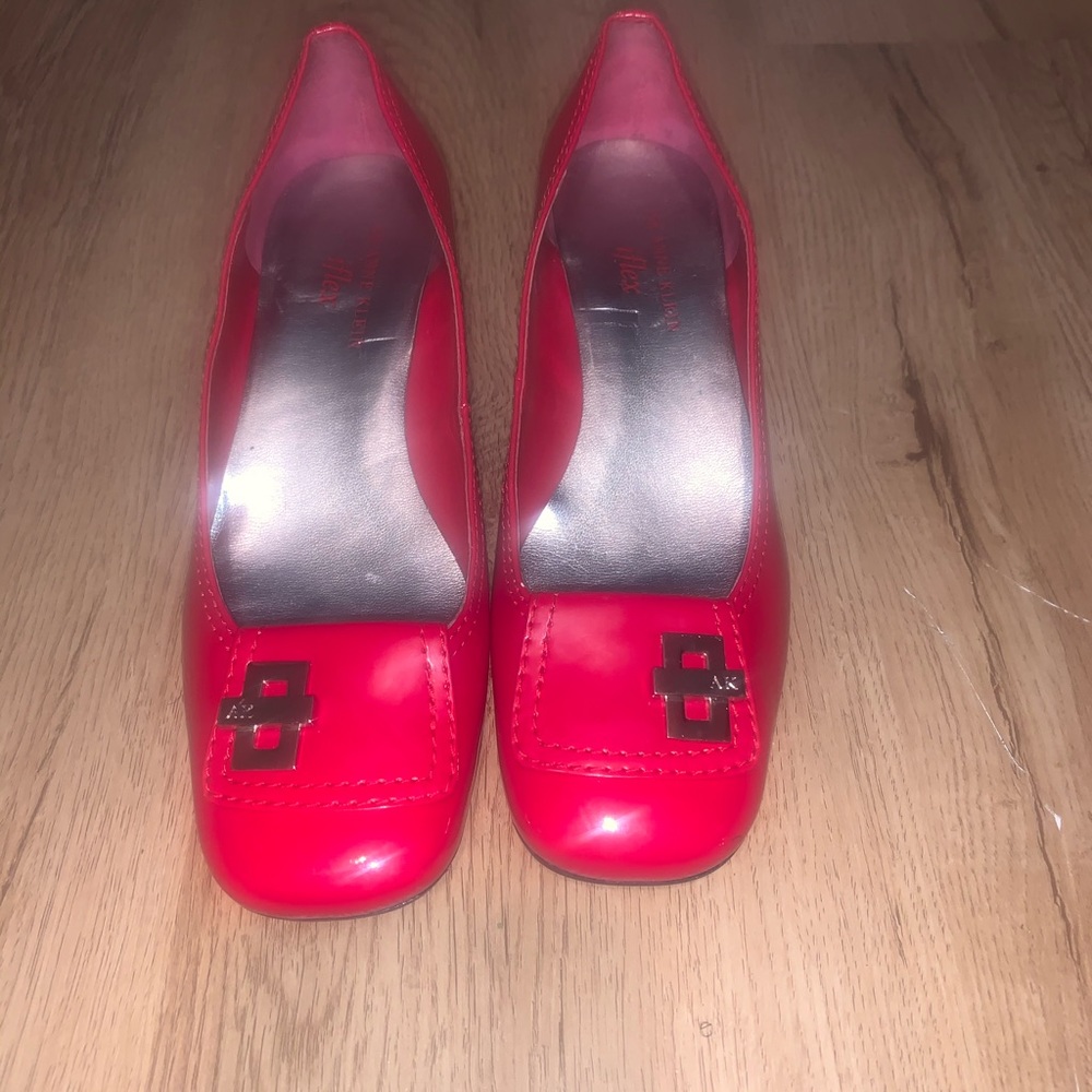 🔥🔥Barely worn red Anne Klein iflex mid heel 🔥🔥